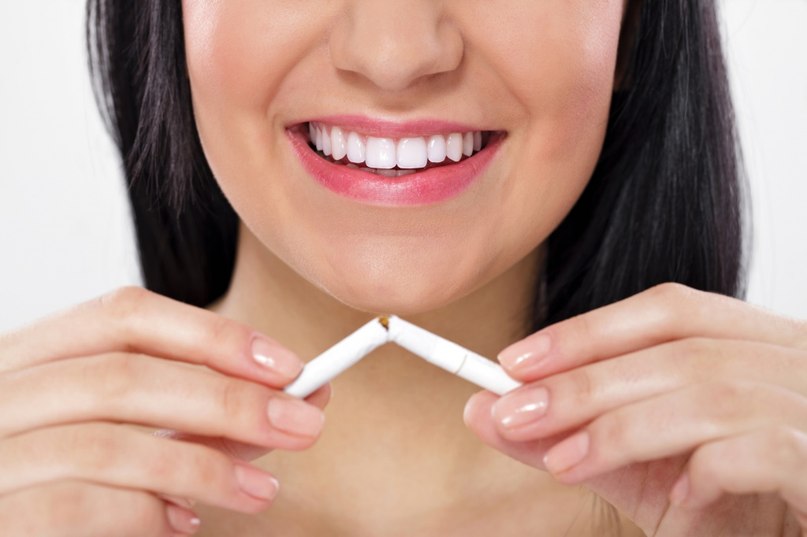 Курение негативно влияет на зубы